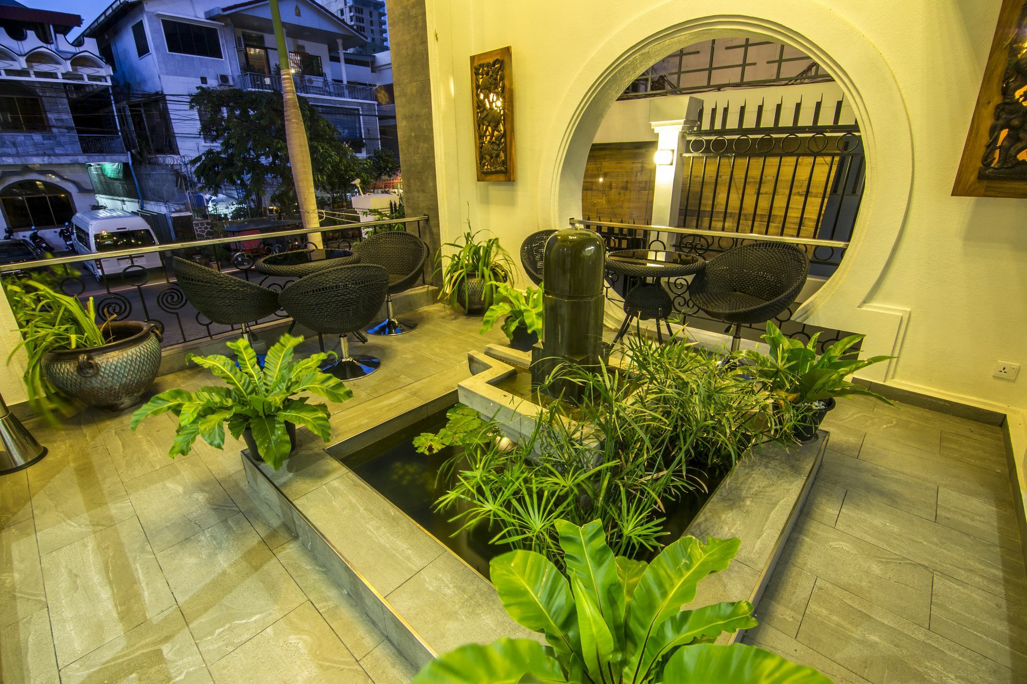 Kravan Hotel Phnom Penh Eksteriør bilde